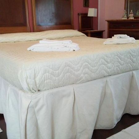 Corte Posta B&B - Parcheggio E Bagno In Camera Mantoue Extérieur photo
